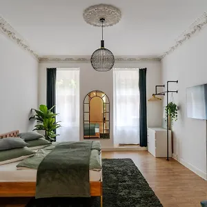  Apartment Bevoflats - Live Like A Local - In Kreuzberg, Graefekiez